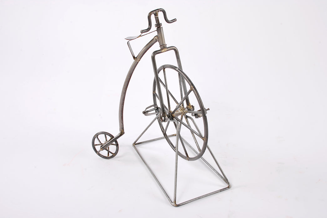 biciclo d'epoca ruota grande