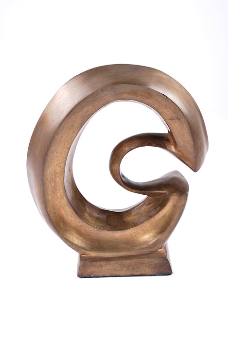 scultura bronzo lettera c