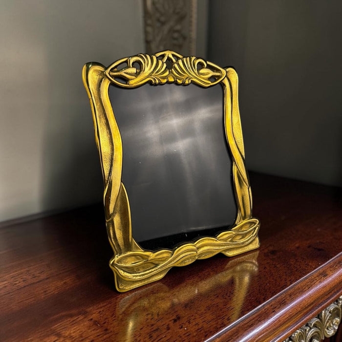 Cornice Portafoto Liberty in Ottone con Pannello Nero