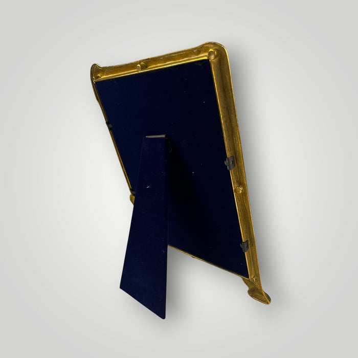 Cornice Portafoto in Ottone Stile Liberty – Il Gentiluomo con Cilindro